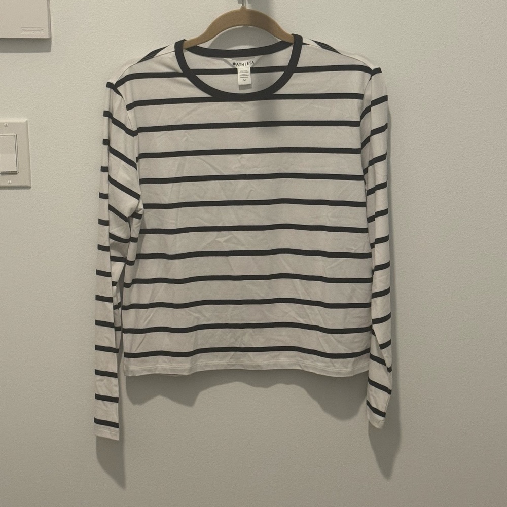 Athleta essential top navy and white striped size M